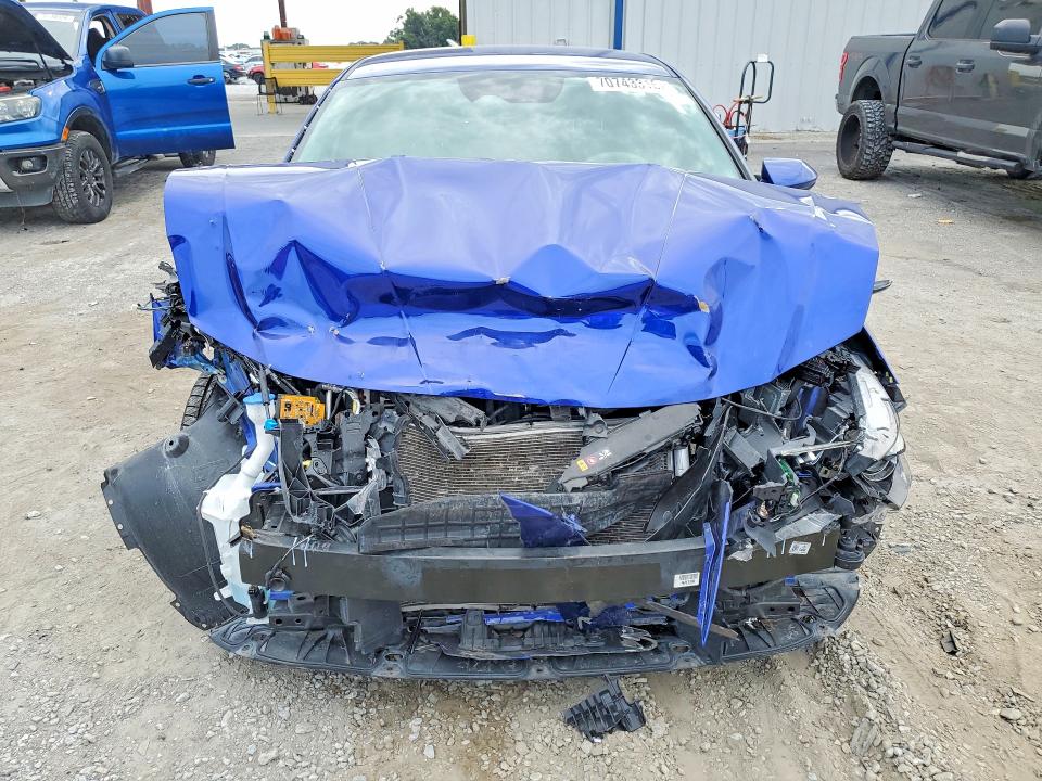 Снимка 5 от търг – 2021 HYUNDAI ELANTRA с VIN KMHLL4AG7MU198318