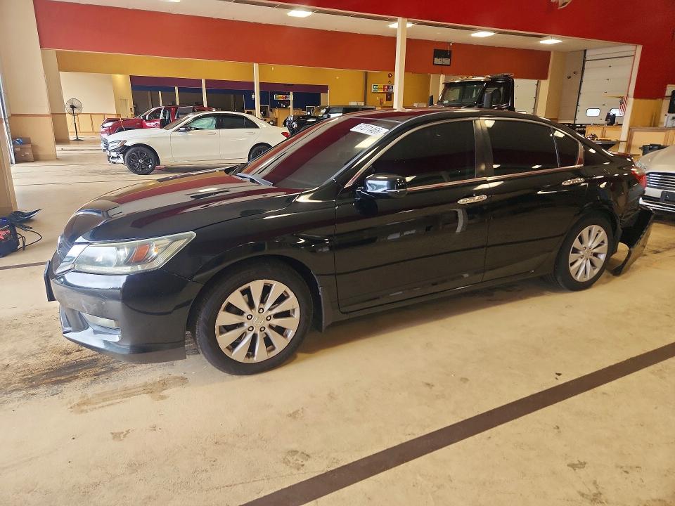 HONDA ACCORD 2014 with VIN 1HGCR2F80EA002684 - Photo from auction