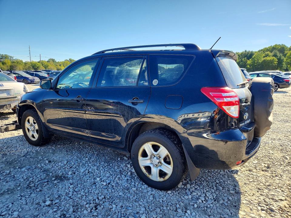 Снимка 2 от търг – 2010 TOYOTA RAV4 с VIN JTMBF4DV8A5020585