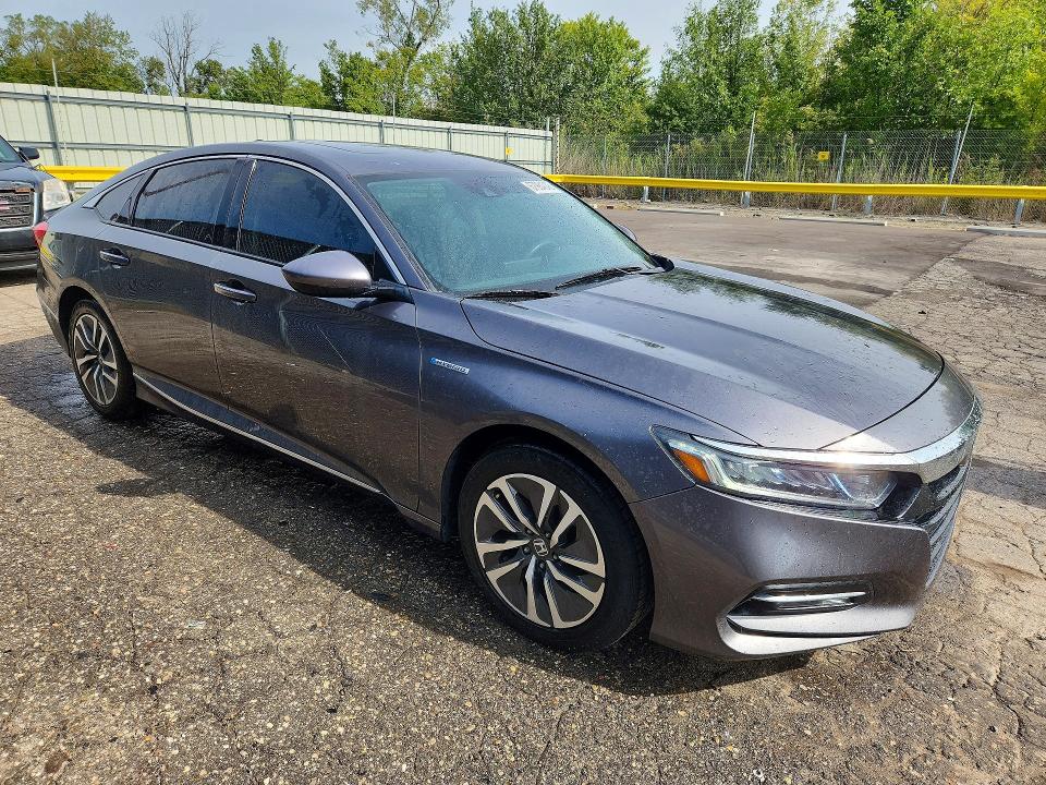 Photo 4 from auction – 2018 HONDA ACCORD with VIN 1HGCV3F43JA001344