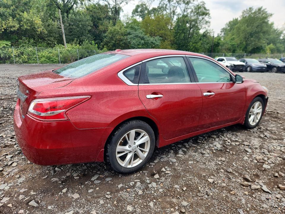 Photo 3 from auction – 2013 NISSAN ALTIMA with VIN 1N4AL3AP3DC158710