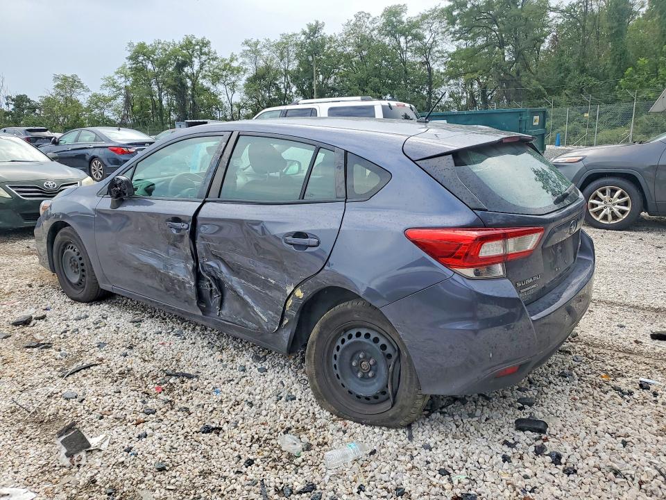 Снимка 2 от търг – 2017 SUBARU IMPREZA с VIN 4S3GTAA66H3750818