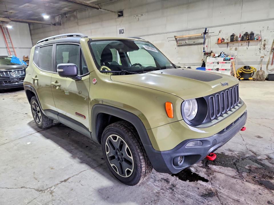 Photo 4 from auction – 2015 JEEP RENEGADE with VIN ZACCJBCT0FPB55757