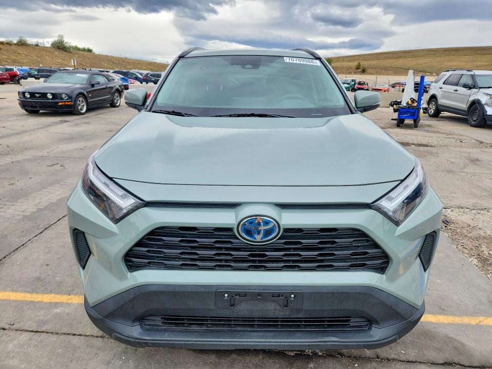 Foto 5 de la subasta – 2022 TOYOTA RAV4 con VIN 4T3RWRFV8NU073374