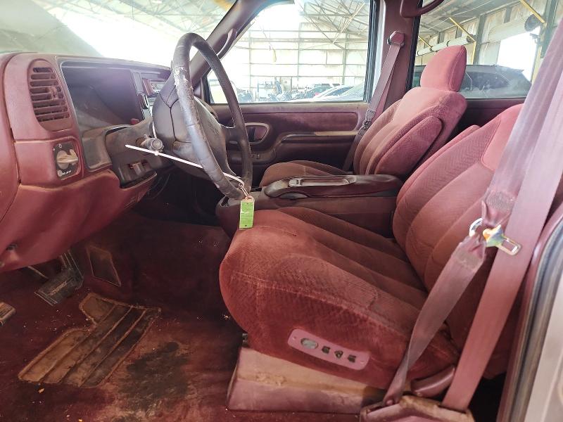 Photo 7 from auction – 1995 GMC SUBURBAN with VIN 1GKEC16K4SJ727798