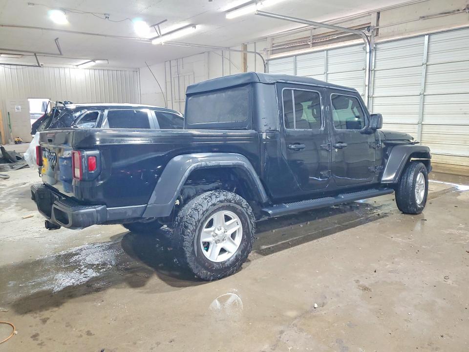 Photo 3 from auction – 2020 JEEP GLADIATOR with VIN 1C6HJTAG1LL131753