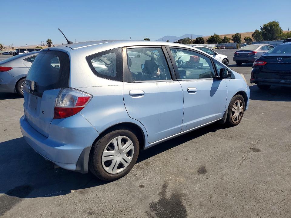 Photo 3 from auction – 2009 HONDA FIT with VIN JHMGE88209S062809