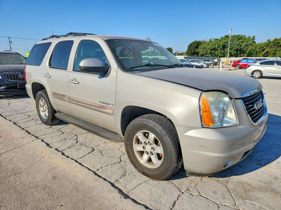 Photo 4 from auction – 2007 GMC YUKON with VIN 1GKFC13097R164859
