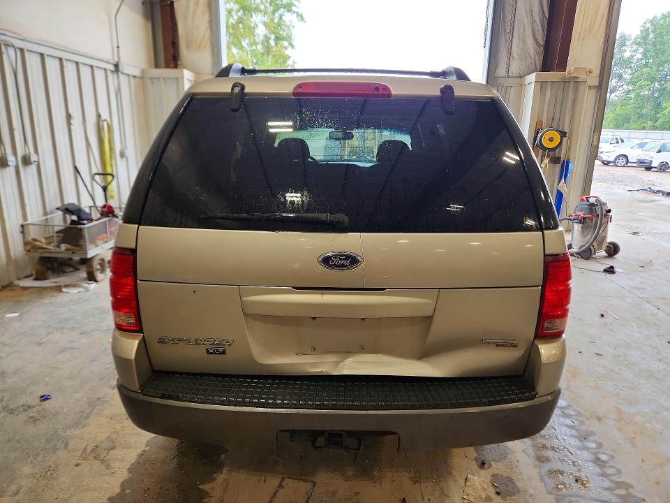 Photo 6 from auction – 2005 FORD EXPLORER with VIN 1FMZU73KX5UB49822