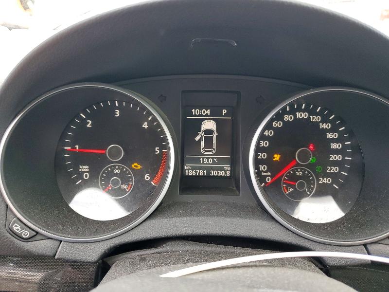 Photo 9 from auction – 2014 VOLKSWAGEN JETTA with VIN 3VWPL7AJ0EM615476