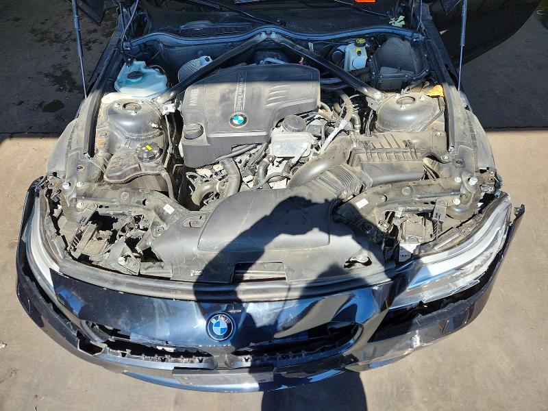 Photo 11 from auction – 2016 BMW Z4 with VIN WBALL5C50G5A21002