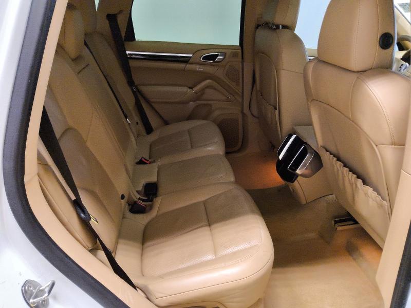 صورة رقم 11 من المزاد - 2013 PORSCHE CAYENNE مع VIN WP1AE2A26DLA15784
