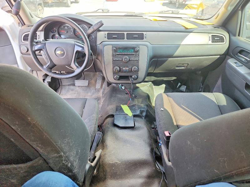 Photo 8 from auction – 2014 CHEVROLET TAHOE with VIN 1GNSK2E09ER185392