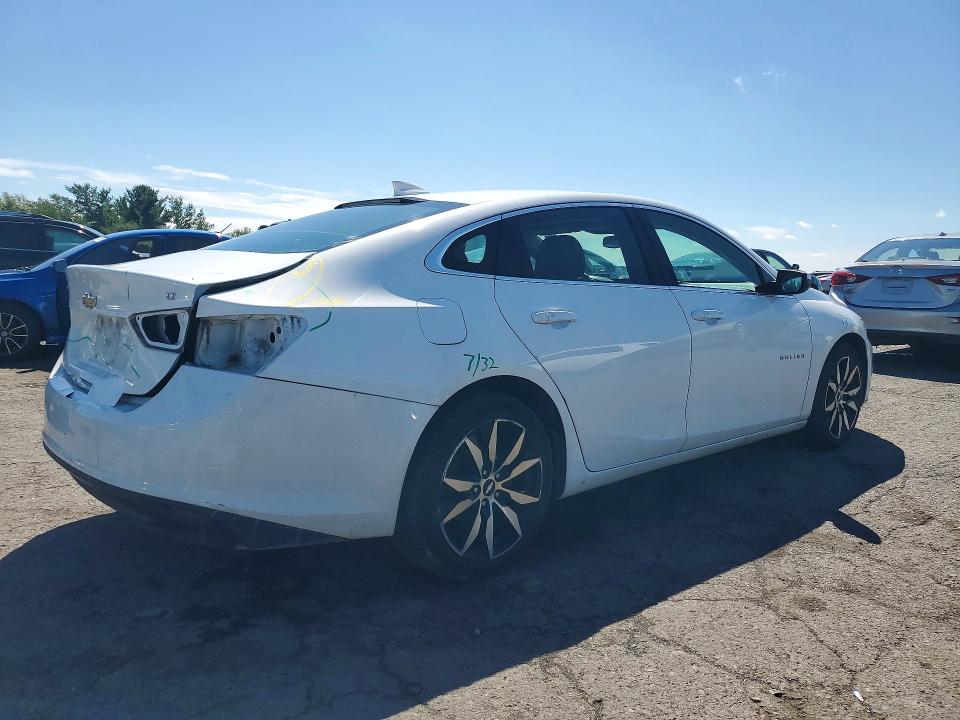 Photo 3 from auction – 2017 CHEVROLET MALIBU with VIN 1G1ZE5ST7HF268106