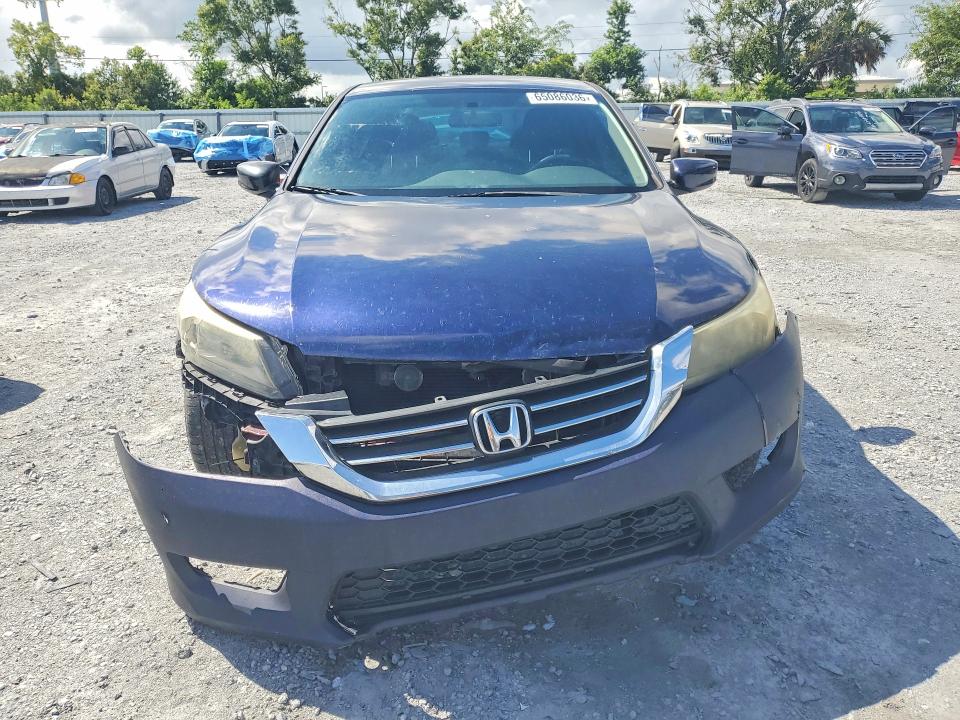 Photo 5 from auction – 2015 HONDA ACCORD with VIN 1HGCR2F56FA044560