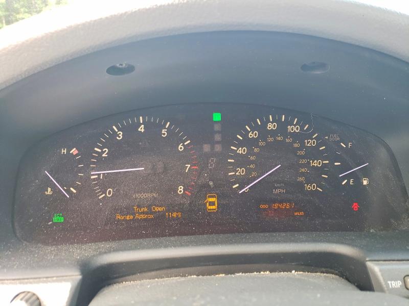 Фото 9 с аукциона – 2005 LEXUS LS с VIN JTHBN36F355010635
