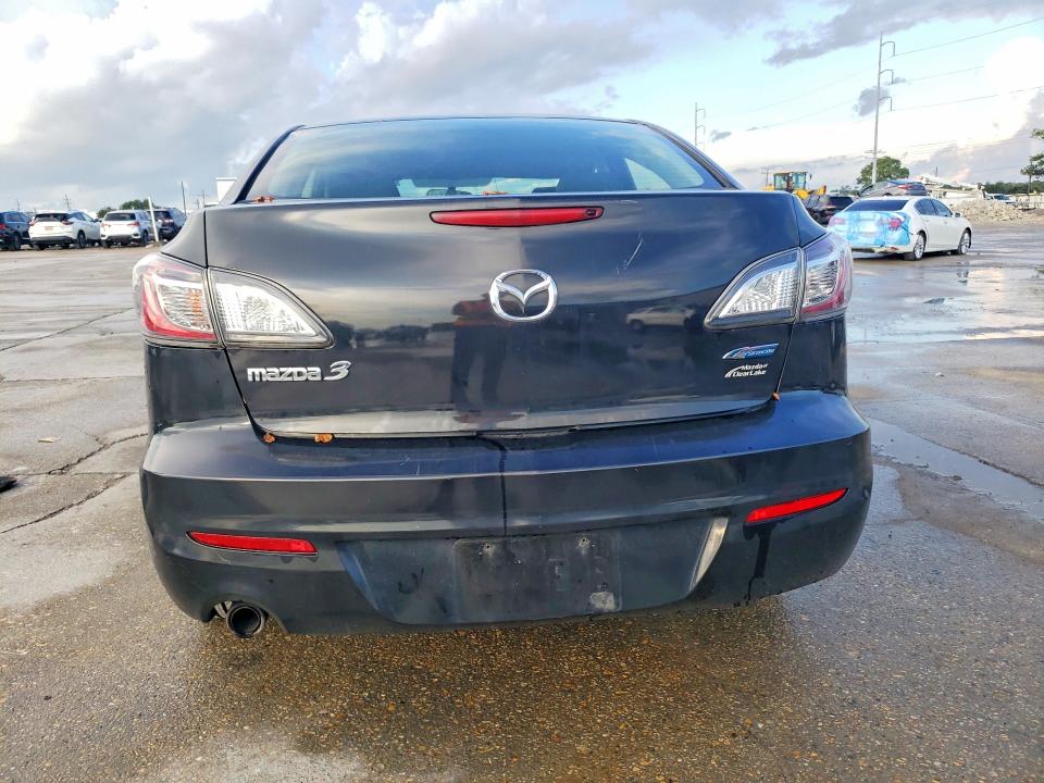 Photo 6 from auction – 2013 MAZDA 3 with VIN JM1BL1V72D1718483