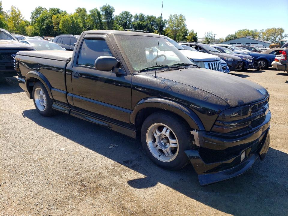 Снимка 4 от търг – 1999 CHEVROLET S TRUCK с VIN 1GCCS1442X8199199