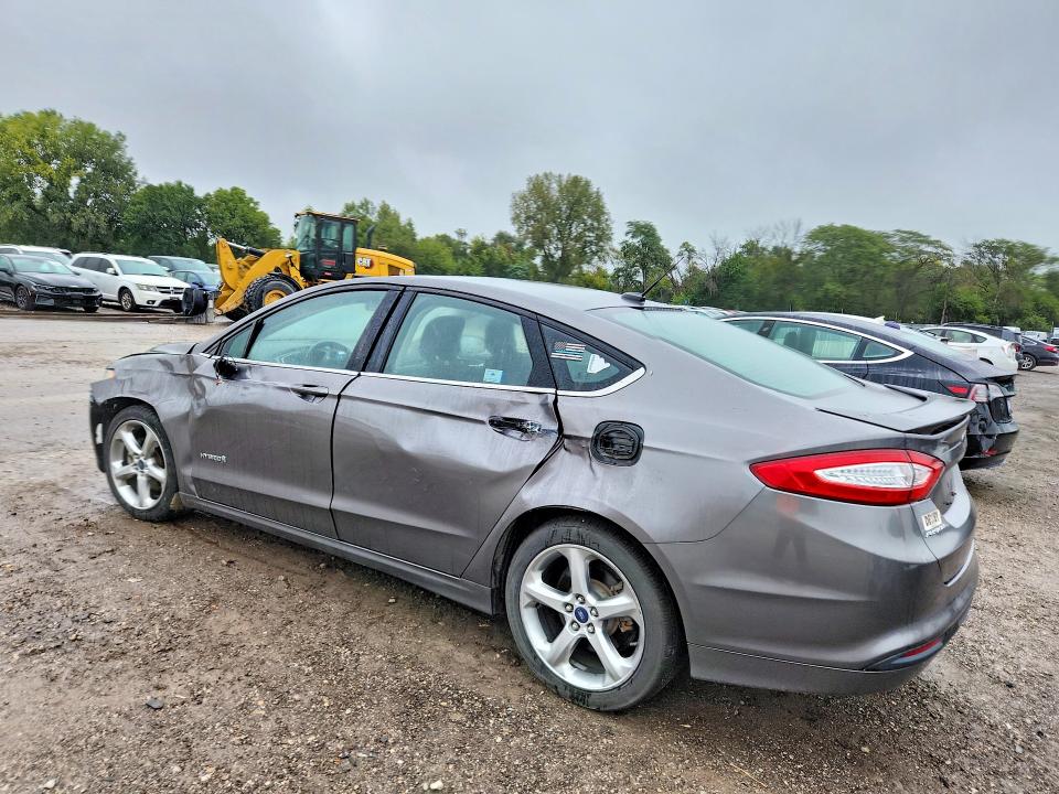 Photo 2 from auction – 2013 FORD FUSION with VIN 3FA6P0LU6DR339507