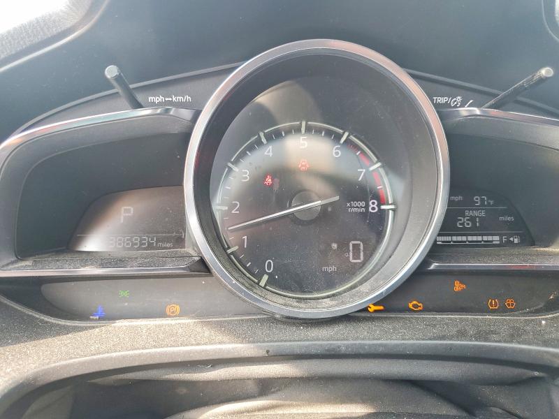 Photo 9 from auction – 2018 MAZDA 3 with VIN 3MZBN1M33JM194927