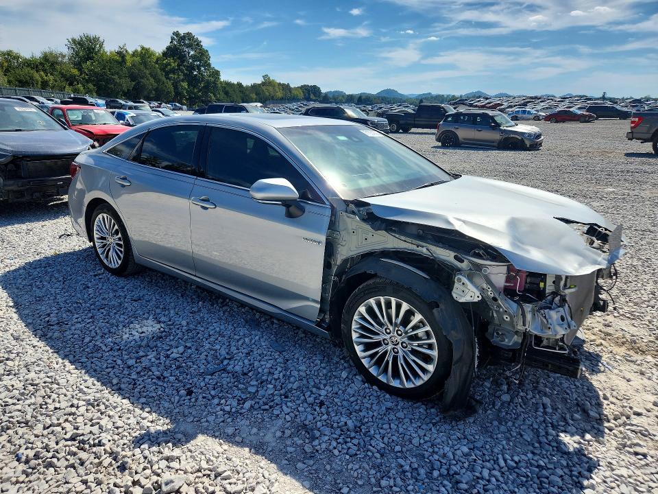 Снимка 4 от търг – 2021 TOYOTA AVALON с VIN 4T1CA1AB1MU004861