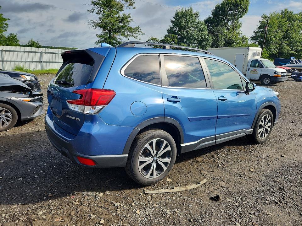 Photo 3 from auction – 2019 SUBARU FORESTER with VIN JF2SKASC7KH529760