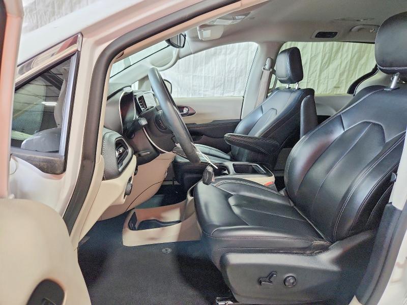 Photo 7 from auction – 2023 CHRYSLER PACIFICA with VIN 2C4RC1L74PR599112