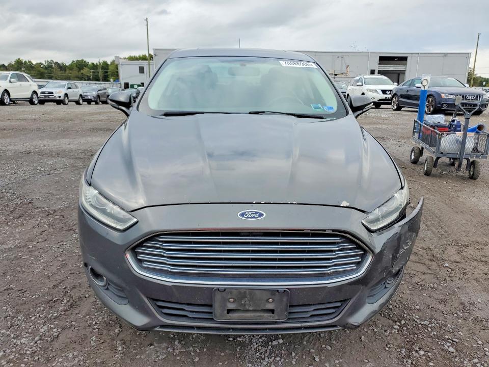 Photo 5 from auction – 2015 FORD FUSION with VIN 3FA6P0H98FR151725