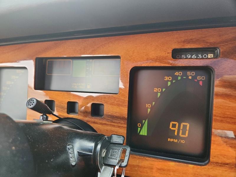 Photo 9 from auction – 1985 CHEVROLET CORVETTE with VIN 1G1YY0784F5131850