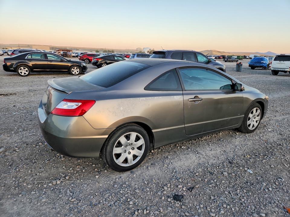 Photo 3 from auction – 2007 HONDA CIVIC with VIN 2HGFG11657H584935