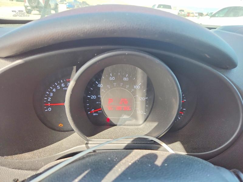 Zdjęcie 9 z aukcji – 2014 KIA SOUL z VIN KNDJP3A52E7730356