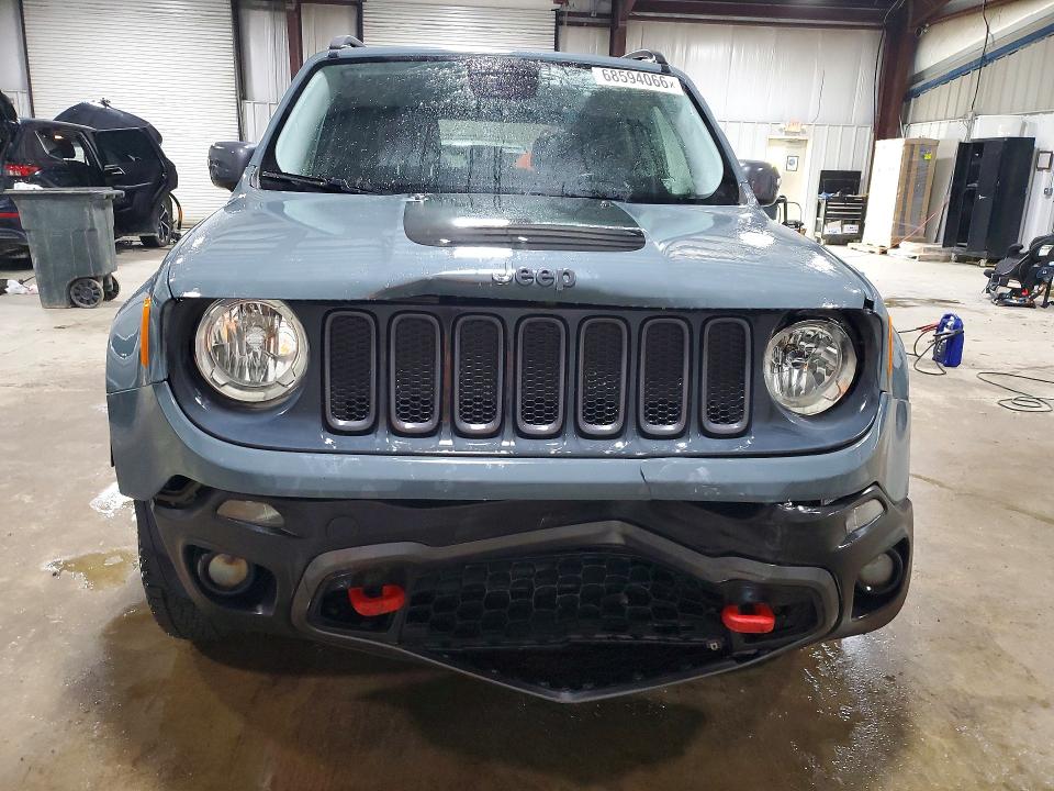 Photo 5 from auction – 2016 JEEP RENEGADE with VIN ZACCJBCT2GPD73184