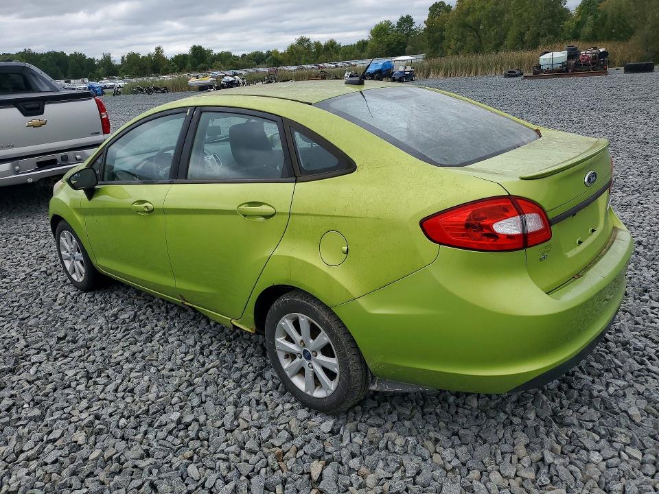 Zdjęcie 2 z aukcji – 2011 FORD FIESTA z VIN 3FADP4BJ1BM228041
