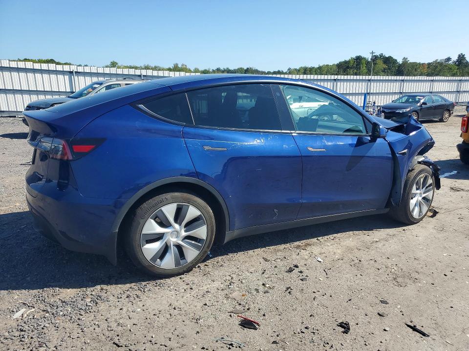 Фото 3 с аукциона – 2023 TESLA MODEL Y с VIN 7SAYGAEE0PF703654