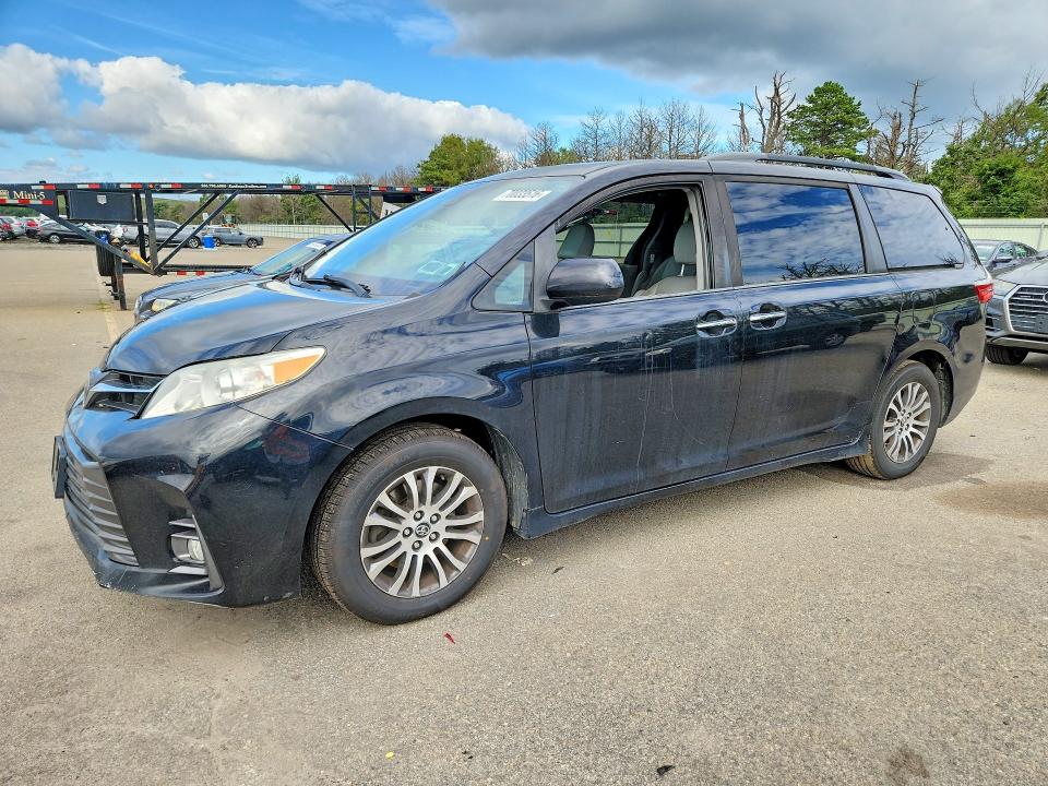 2018 TOYOTA SIENNA - Търг №70033516