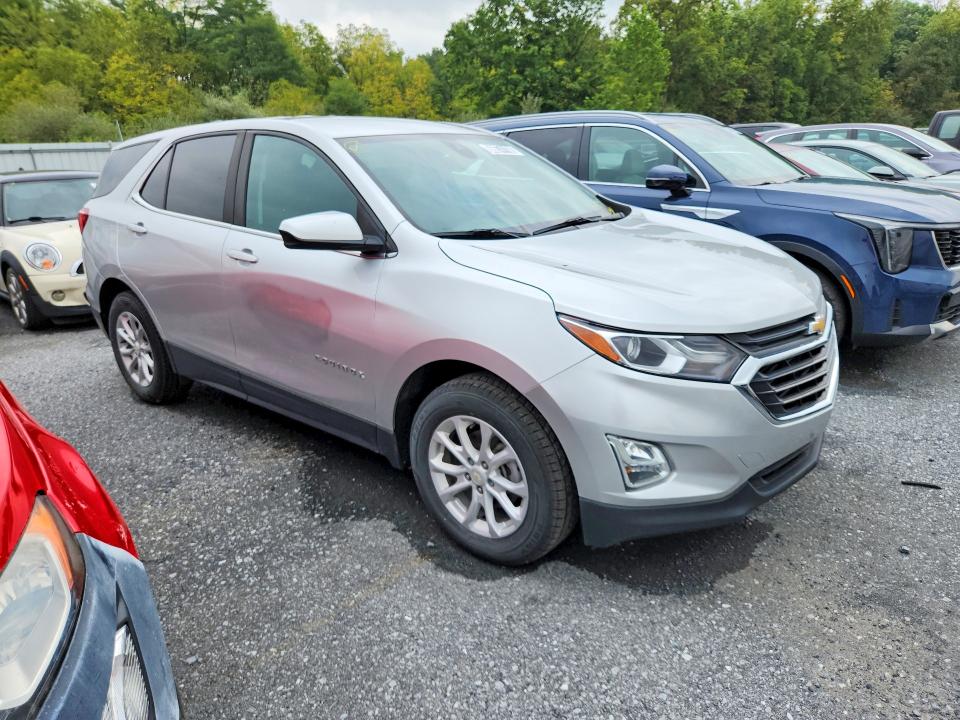 Photo 4 from auction – 2021 CHEVROLET EQUINOX with VIN 3GNAXTEVXMS160947
