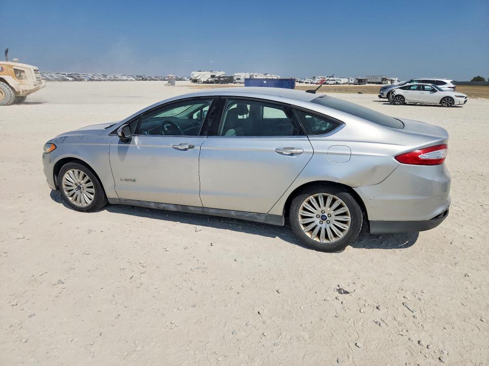 Photo 2 from auction – 2015 FORD FUSION with VIN 3FA6P0UU9FR199342
