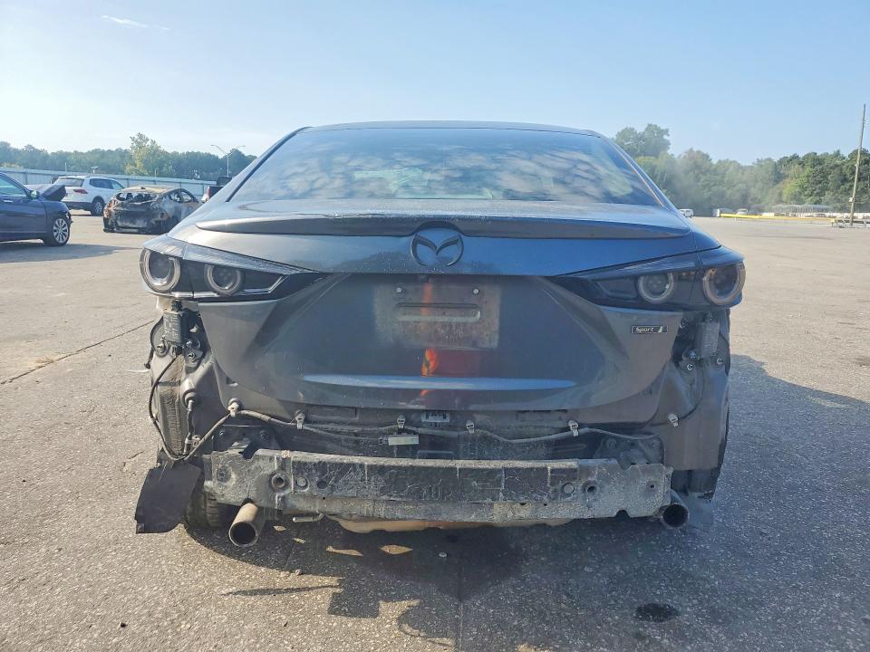 Zdjęcie 6 z aukcji – 2018 MAZDA 3 z VIN 3MZBN1V37JM255307