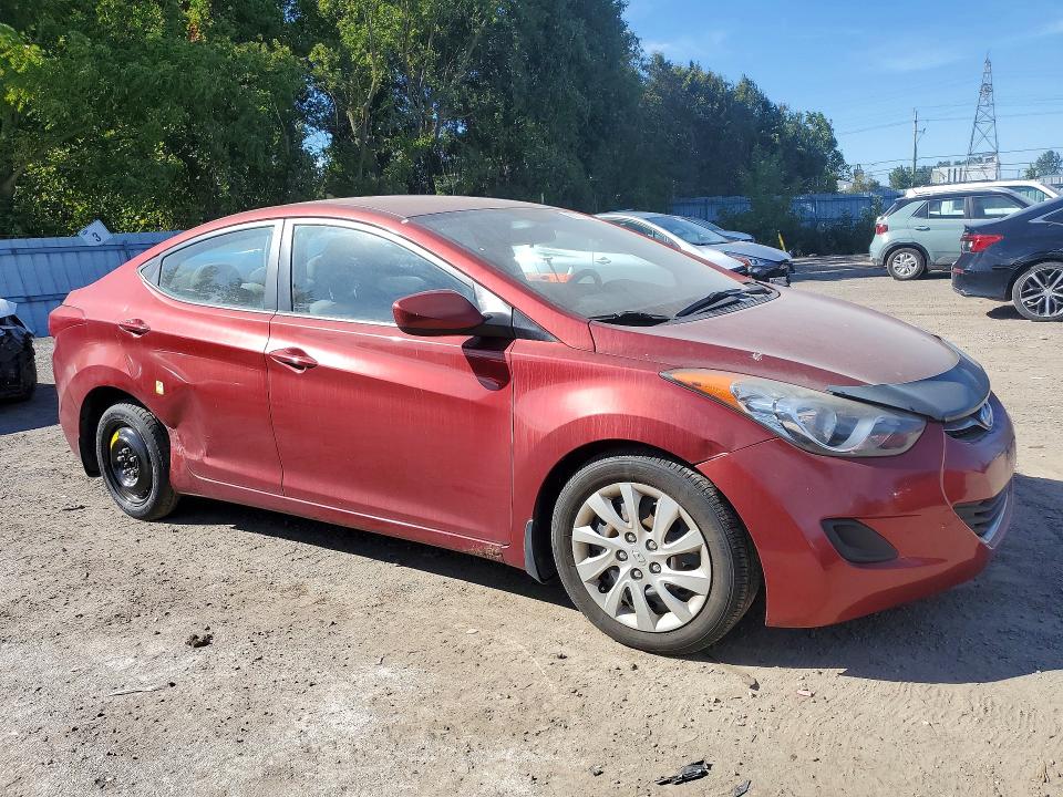 Photo 4 from auction – 2012 HYUNDAI ELANTRA with VIN 5NPDH4AE1CH107447