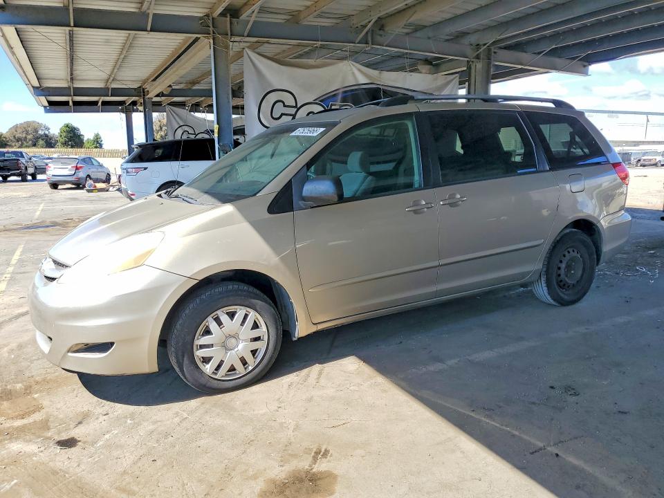 2006 TOYOTA SIENNA - Търг №67525966