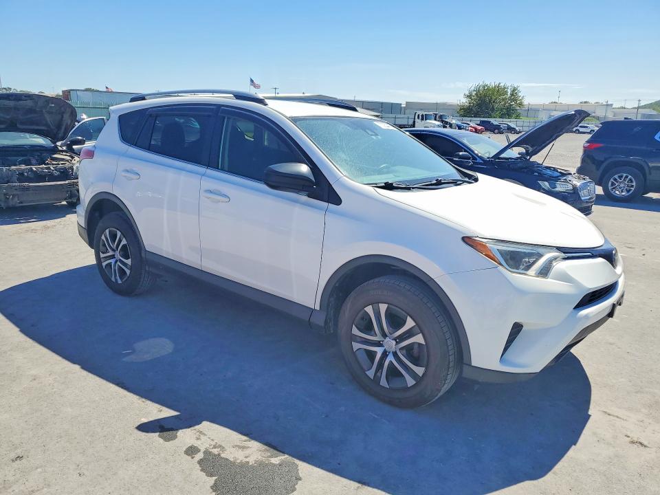 Photo 4 from auction – 2018 TOYOTA RAV4 with VIN JTMBFREV0JJ218435