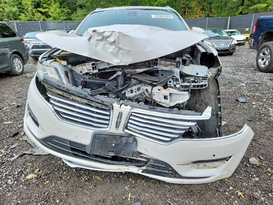 Фото 5 с аукциона – 2015 LINCOLN MKC с VIN 5LMTJ2AH1FUJ02623