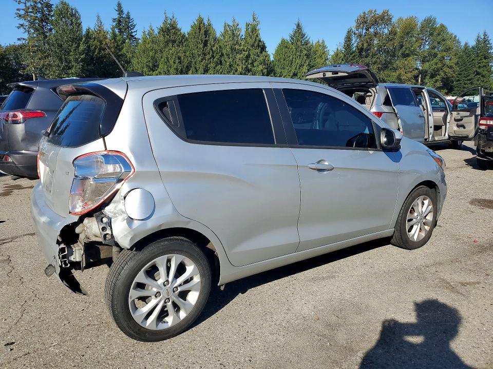 Photo 3 from auction – 2020 CHEVROLET SPARK with VIN KL8CD6SA0LC445389