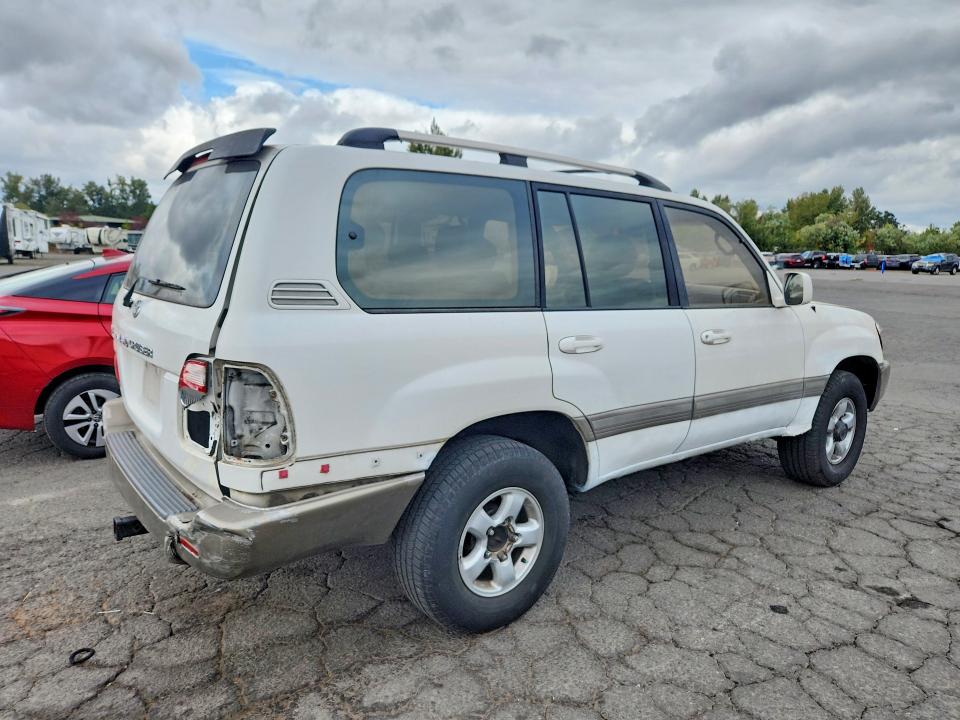 Photo 3 from auction – 2000 TOYOTA LANDCRUSER with VIN JT3HT05J4Y0081225