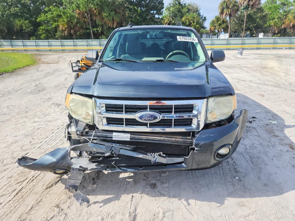 Photo 5 from auction – 2009 FORD ESCAPE with VIN 1FMCU93G99KC10382