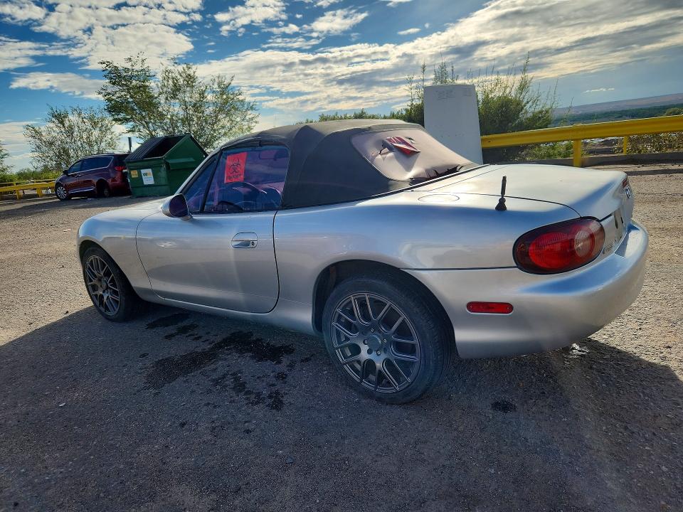 Photo 2 from auction – 2001 MAZDA MX-5 MIATA with VIN JM1NB353510204069