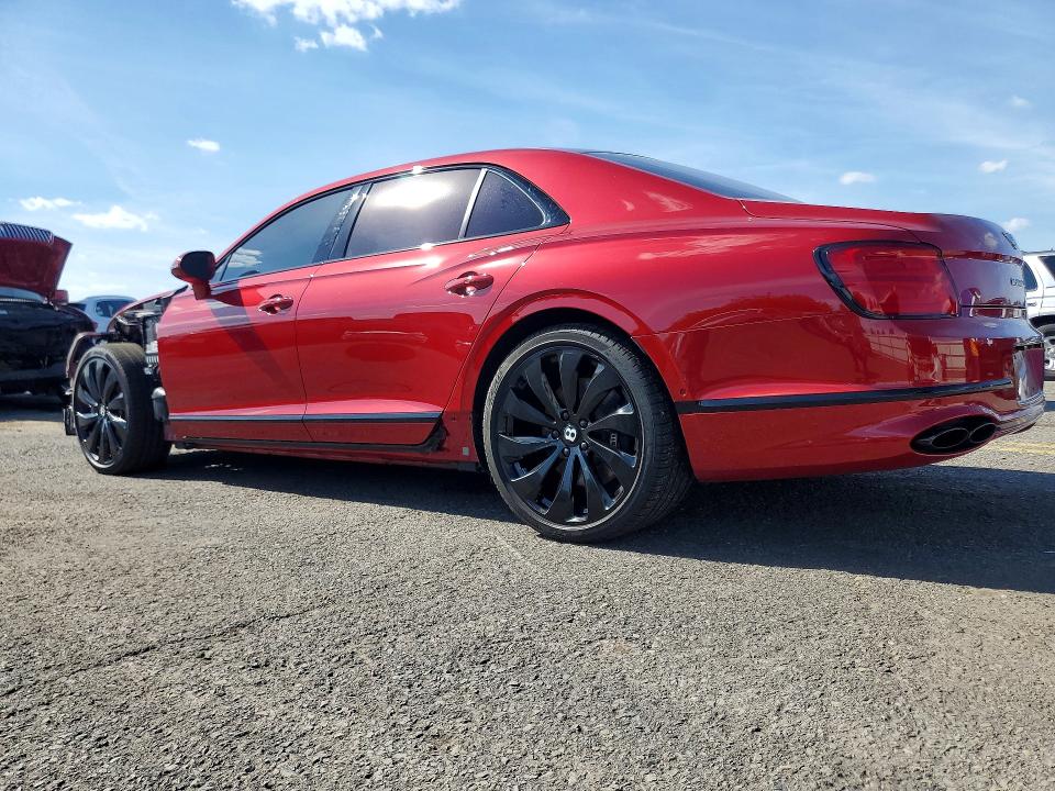 Photo 2 from auction – 2022 BENTLEY FLYING SPUR with VIN SCBBG6ZG4NC093833
