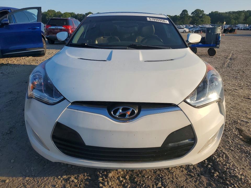 Photo 5 from auction – 2014 HYUNDAI VELOSTER with VIN KMHTC6AD0EU198597