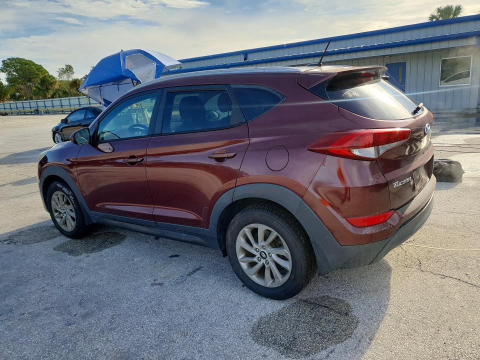 Photo 2 from auction – 2016 HYUNDAI TUCSON with VIN KM8J33A42GU026418