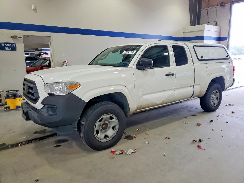 TOYOTA TACOMA 2022 with VIN 3TYRX5GN3NT049932 - Photo from auction